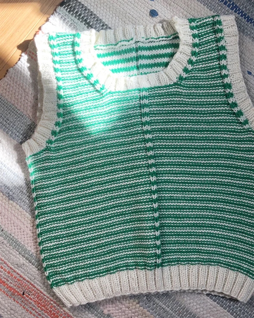 ANHOLT SLIPOVER - BABY fra Kit Couture